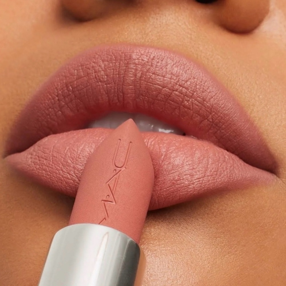 MAC Cosmetics Satin Lipstick - velvet teddy